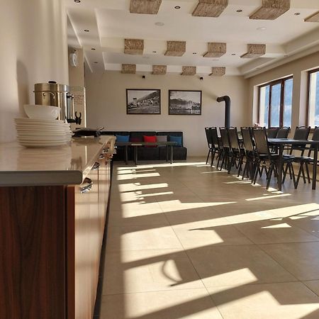 Roza'S Guest House Μέστια Εξωτερικό φωτογραφία