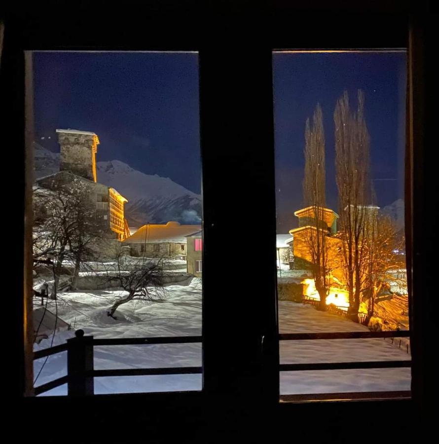 Roza'S Guest House Μέστια Εξωτερικό φωτογραφία